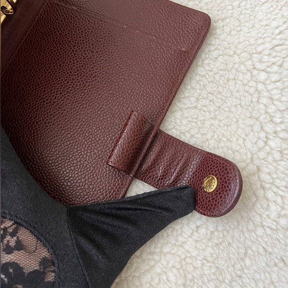 Auth Chanel Classic Quilted MEDIUM Burgandy Caviar Agenda w/ Gold Hardware - Picture 9 of 13